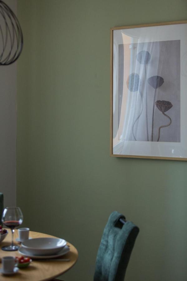 Saint Vitus Apartment โรวีน ภายนอก รูปภาพ