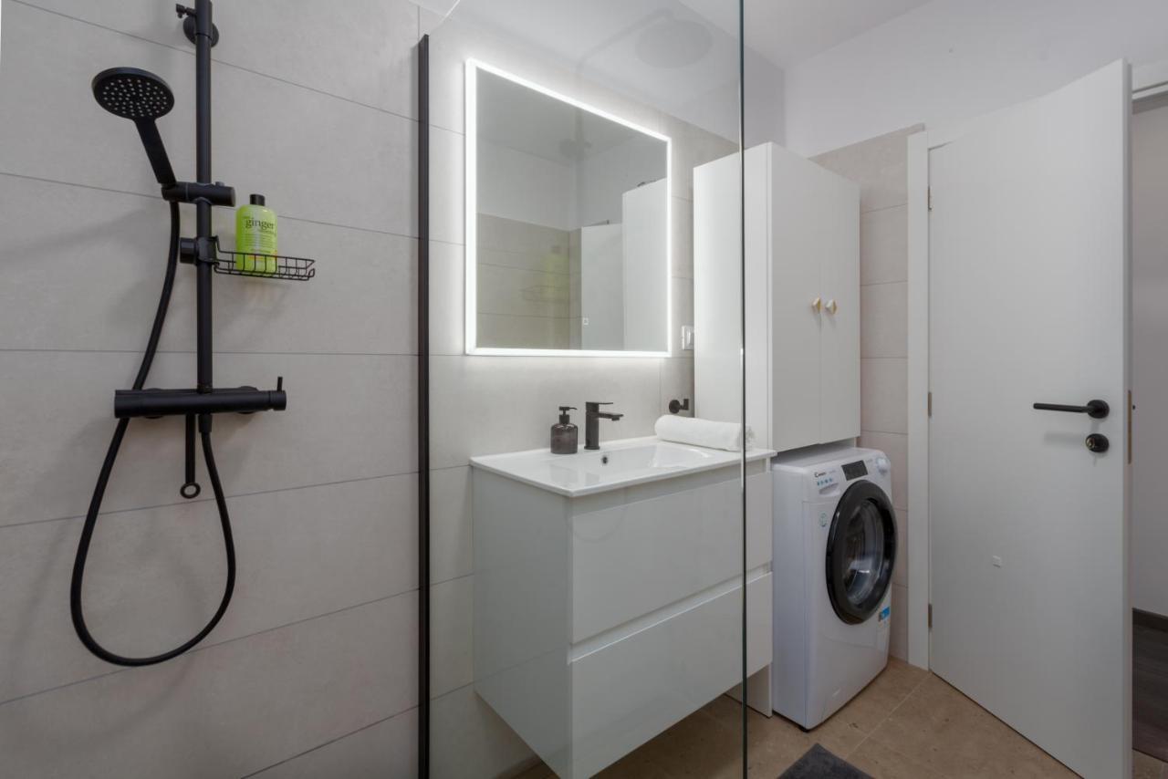 Saint Vitus Apartment โรวีน ภายนอก รูปภาพ