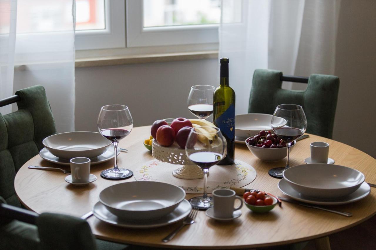 Saint Vitus Apartment โรวีน ภายนอก รูปภาพ